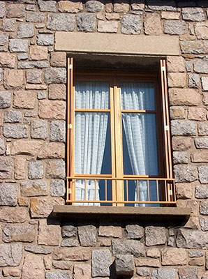Fenêtre bois à Villefranche-sur-Saône 69100 Rhône
